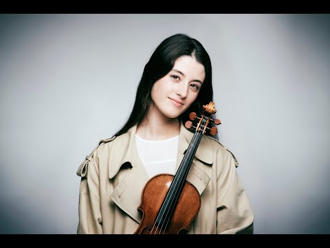 ENTREVISTA María Dueñas - Premio Artes y Letras 2023