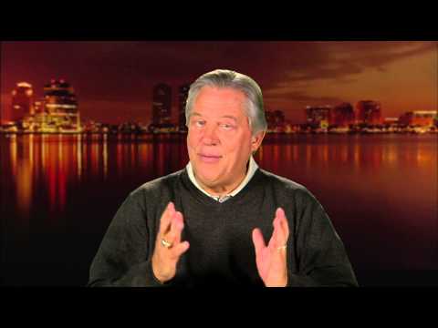 DREAMER: A Minute With John Maxwell, Free Coaching Video