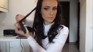 Hair Tutorial: How to get voluminous waves with a hair iron