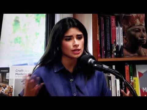 Gunter Middle School: Diane Guerrero Stephanie Beatriz & Jessica Darrow Vocie Recording