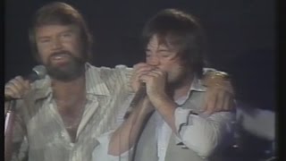 Glen Campbell Live in Dublin (1 May 1981) - I&#39;m So Lonesome I Could Cry