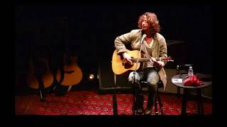 Chris Cornell - Stay (Rihanna Cover/Tease) - Chicago, IL 11.01.2013