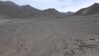 preview picture of video 'Top of Dune at Caral Supe ancient city, UNESCO Peru'