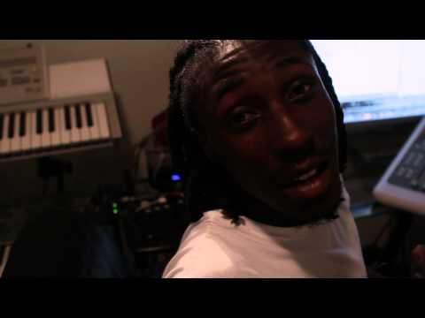 RELL FLEXIN  & TEZ  BANGA IN THE STUDIO!!!