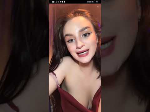 SHE IS BACK!!! Hot Russian Girl Teasing On Bigo Live Showing cleav*ge and b*obs | Part 1