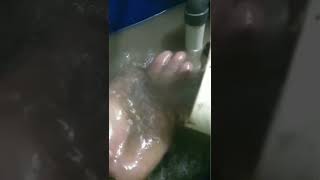 Download lagu Proses pengurasan pasir pada sumur bor dangkal #shorts mp3