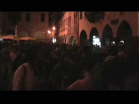 notte brava clip piazza erbe t'immagini