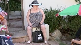 Mema's Lookin' to Get Her Tan On, If They Ever Make it Out of the House
