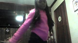 dance to lil mama broken pieces