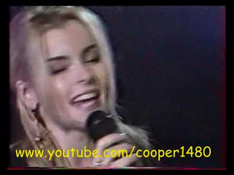 Iveta Bartošová Pisen pod oknem