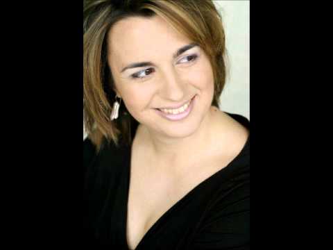 Handel - Alcina HWV 34: Act 1, Scene 7: Aria - "Bramo di trionfar" (Maite Beaumont)