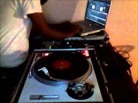 Massiv Flo - Old School Reggae Live Mix 01