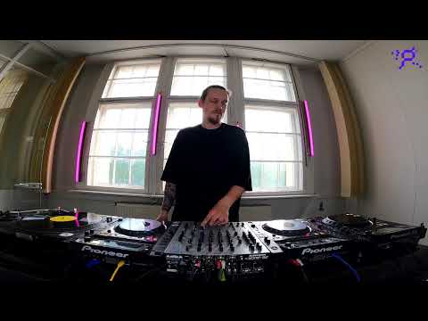 PATTERN: Selection 89 - Adroit Showcase - Toni Dextor - 5 PM