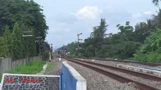 preview picture of video 'Kereta Api Railway : Logawa dan Lawu'