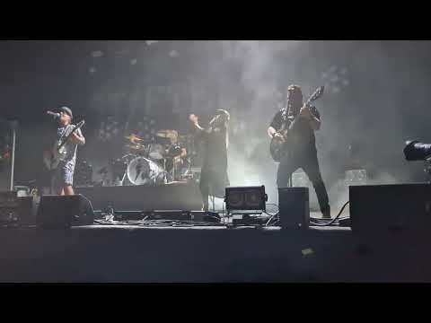 Stiftelsen på Öja Krog i Ystad, näst sista spelningen Full konsert, Tack för alla minnen Stiftelsen