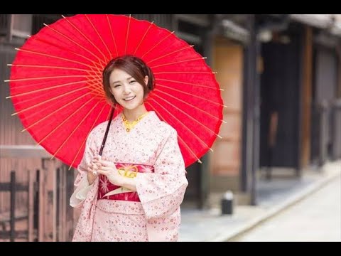 Small talk with DJ HATO