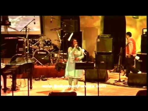 Lagja Gale- Bollywood Pianist Kiran Thakrar & Singer Anu Shukla