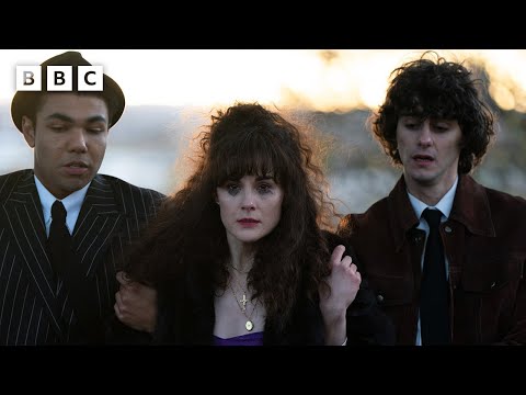 Michelle Dockery's BEAUTIFUL rendition of Somewhere Over the Rainbow | This Town - BBC