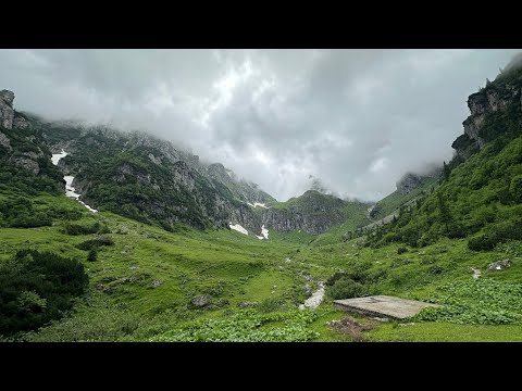 Hiking Omu peak (2507m)