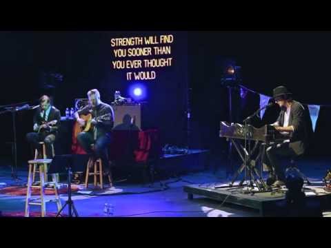 Raining in Paris - The Maine (Acoustic Evening With the Maine)