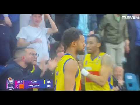 Scafati-Brindisi fallo di sfondamento Bowman