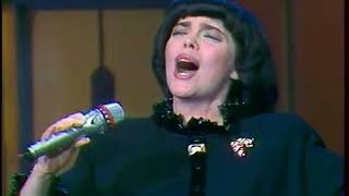 mireille  mathieu. je suis revenue vers toi .