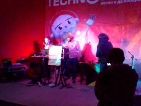 WEBCAM HI - FI @ DUB POLICE 2