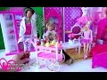 Видео с игрушками Барби, Кен, Челси и Барби угощаються чаем Barbie Toys Video ...