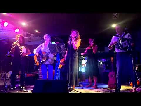 Lu rusciu te lu mare - medley