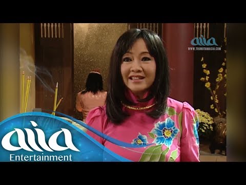 Thể hiện bởi Hoàng Oanh