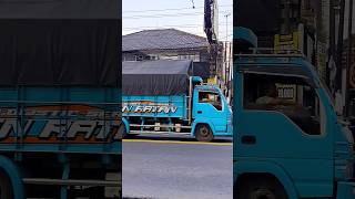 Download lagu color. #sandtruck #automobile #truckroll #truckdriver #truck #storywa mp3