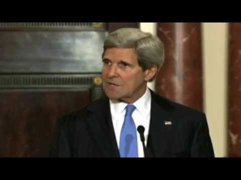 مؤتمر صحفي: لرئيس الائتلاف الوطني السوري أحمد الجربا ووزير الخارجية الأمريكي جون كيري