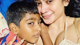 Piumi Hansamali with her son #piumi