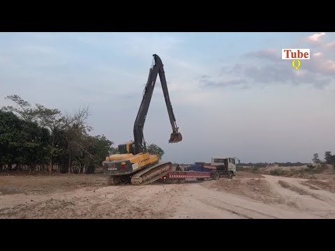 Loading Volvo Excavator On Dump Truck