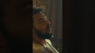 Kaunsa perfume use karti hain woh…#charitraheen #hoichoi