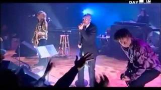R.E.M. - Bad Day (Live)