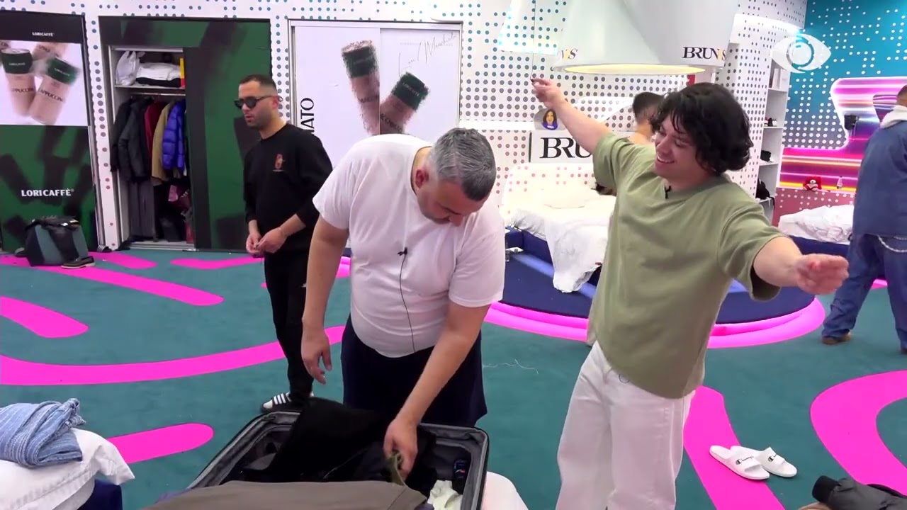 Juela po shkon tek Stenaldo tani/ Mal vijon diskutimin me Rogertin