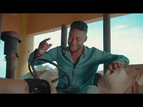 Sandro Livre -  Minha Morena  (CLIPE OFICIAL)