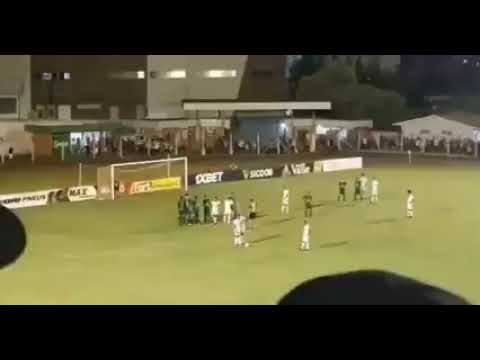 A MELHOR COBRANÇA DE FALTA DE TODOS OS TEMPOS