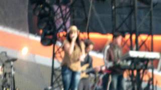 Jah6 feat. Roxeanne Hazes - Zij gelooft in mij