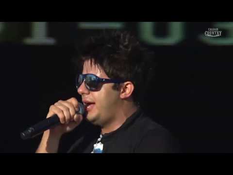 Cristiano Araújo - Empinadinha (Ao Vivo) (DVD Caldas Country Show 2012)
