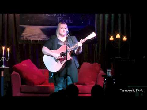 Lyn Bowtell "Beautiful Liar"