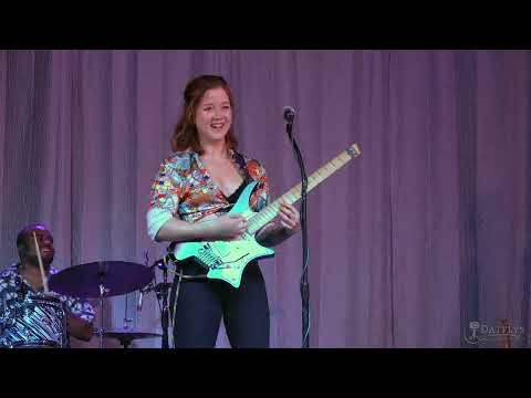 Erin Coburn 2022 11 16 "Full Show" Maitland, Florida - Fredster's - 5 Cam 4K