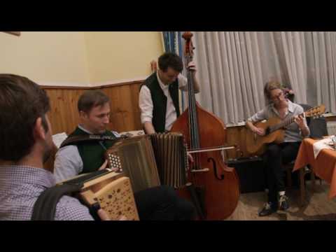 Mag. Christian Hartl .... Steir. Volksliedwerk .... GH Ebner-Hollerer 38-1 © OlmHERZ