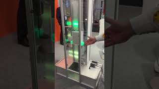 How can EN 81-21 be implemented using the PSU03 in combination with an electromechanical safety gear?