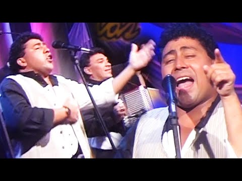 Los Embajadores Vallenatos  – El Santo Cachon  – A Oscuras Pero Encendidos