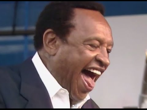 Lionel Hampton & His Orchestra - Full Concert - 08/14/88 - Newport Jazz Festival (OFFICIAL)