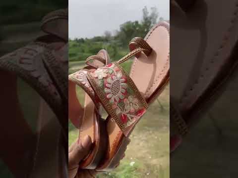 Leather Casual Wear Designer Flat Chappal