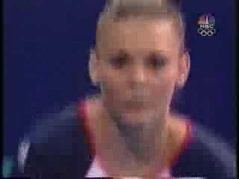 Jamie Dantzscher - 2000 Olympics Team Finals - Vault 1