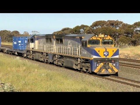 CFCLA "VL Class" locomotives with container train - PoathTV Australian Railways & Railroads